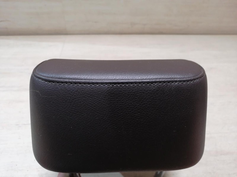 Passat B7 подголовник дивана 3шт к-кт