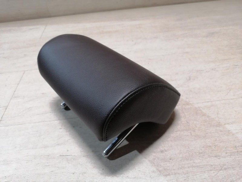 Passat B7 подголовник дивана 3шт к-кт