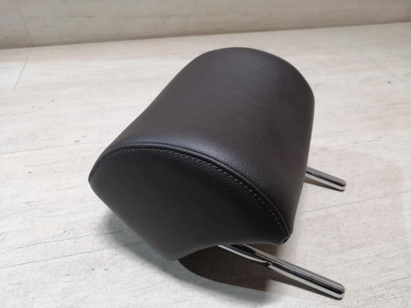 Passat B7 подголовник дивана 3шт к-кт