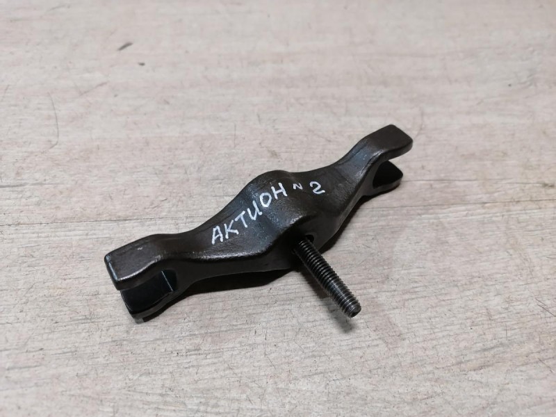 Actyon №2 кронштейн крепление топливной форсунки