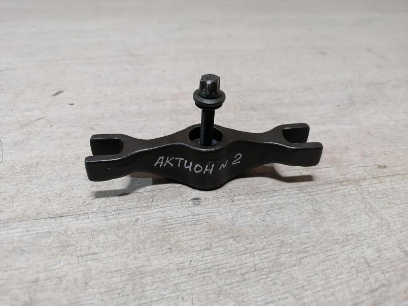 Actyon №2 кронштейн крепление топливной форсунки