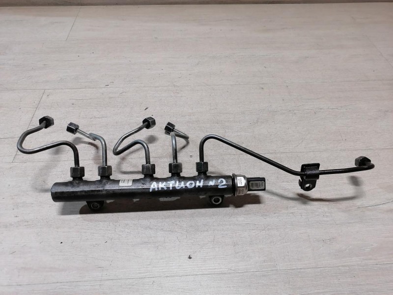 Actyon №2 рампа топливная датчик давления  трубка на форсунку в сборе