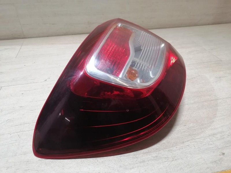 Sandero №19 фонарь левый