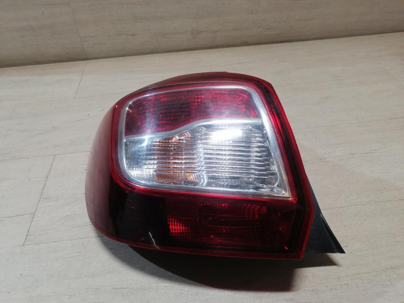 Sandero №19 фонарь левый