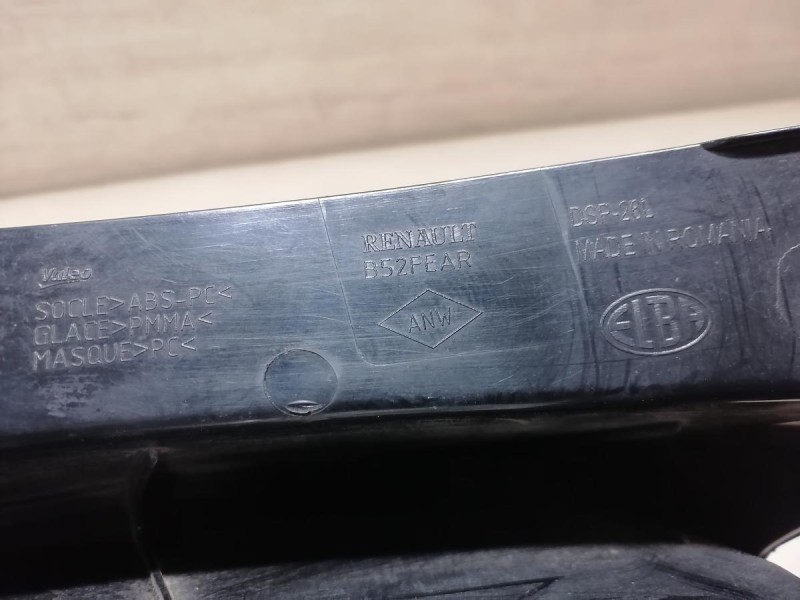 Sandero №19 фонарь левый