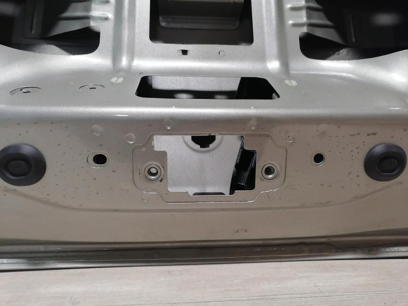 Sandero №19 крышка багажника в сборе