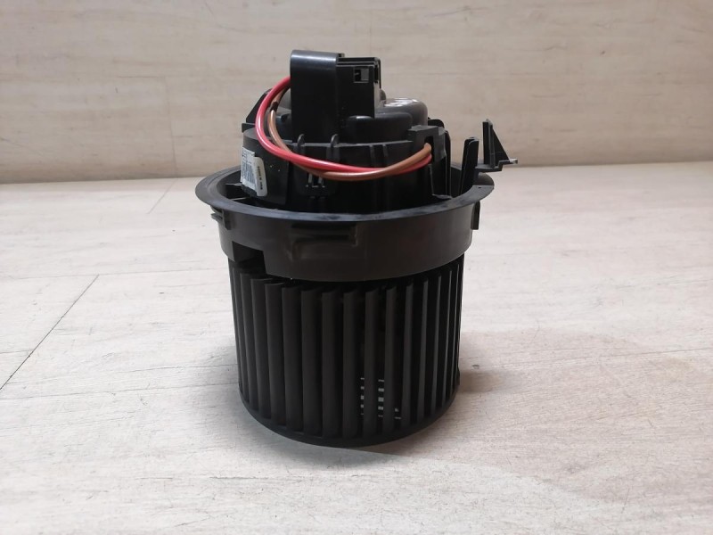 Sandero №19 моторчик печки