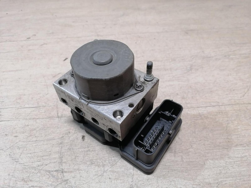 Sandero №19 блок абс