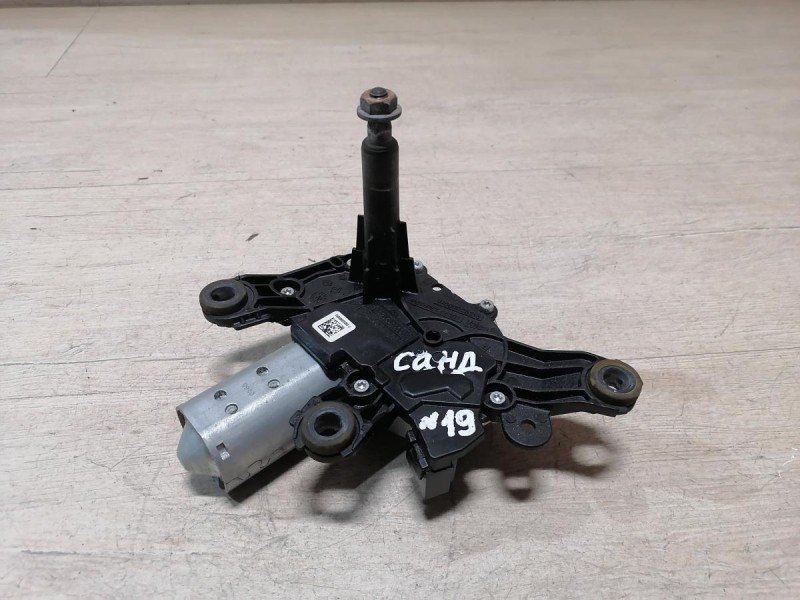 Sandero №19 моторчик заднего дворника