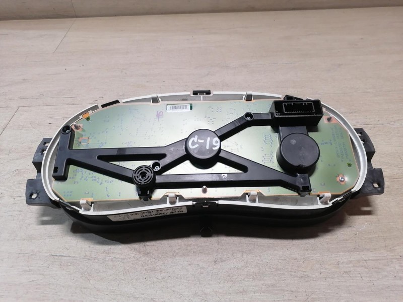 Sandero №19 панель приборов РОБОТ