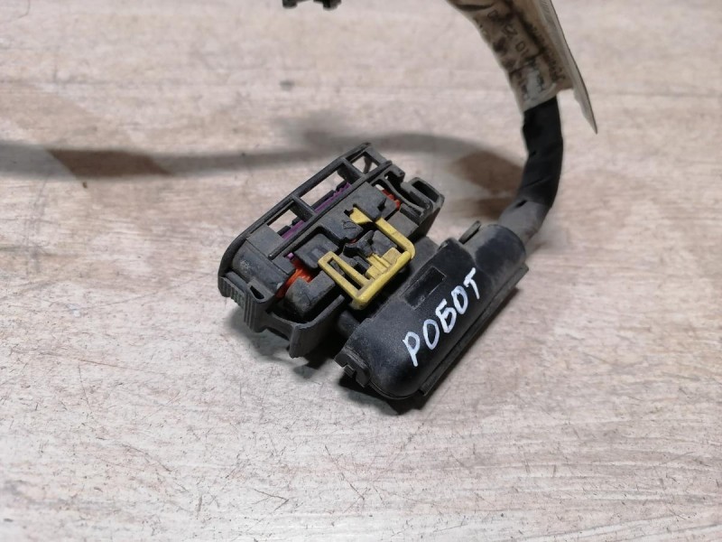 Sandero №19 проводка на коробку робот