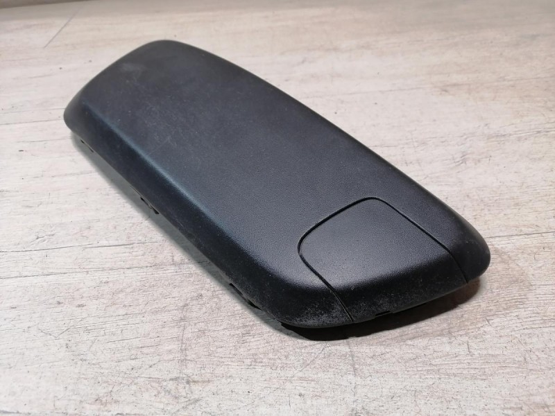 Sandero №19 накладка переднего бампера правая