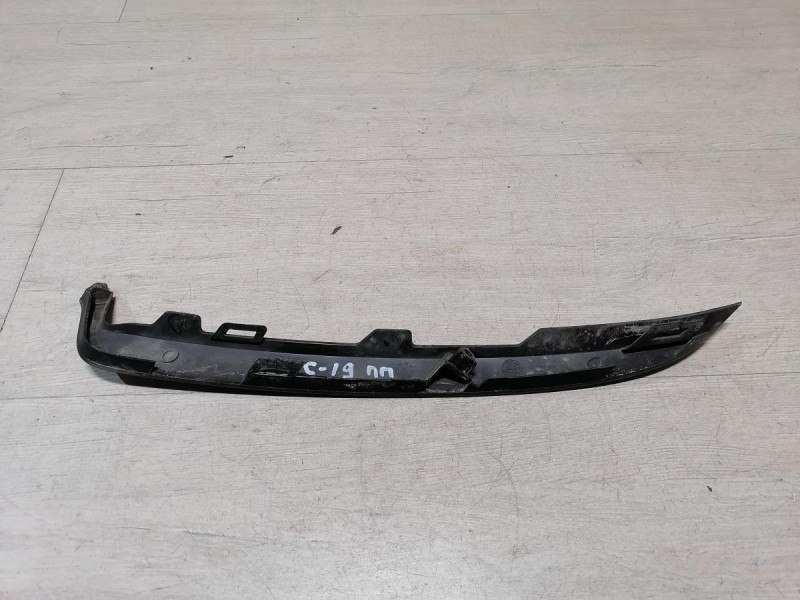 Sandero №19 ресничка правая