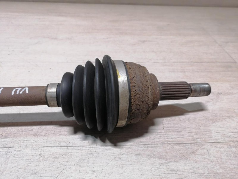 Sandero №19 привод левый робот