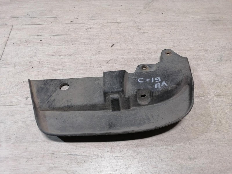 Sandero №19 брызговик передний левый степвей
