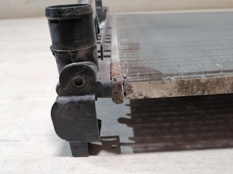 Sandero №19 радиатор охлаждения двигателя деф