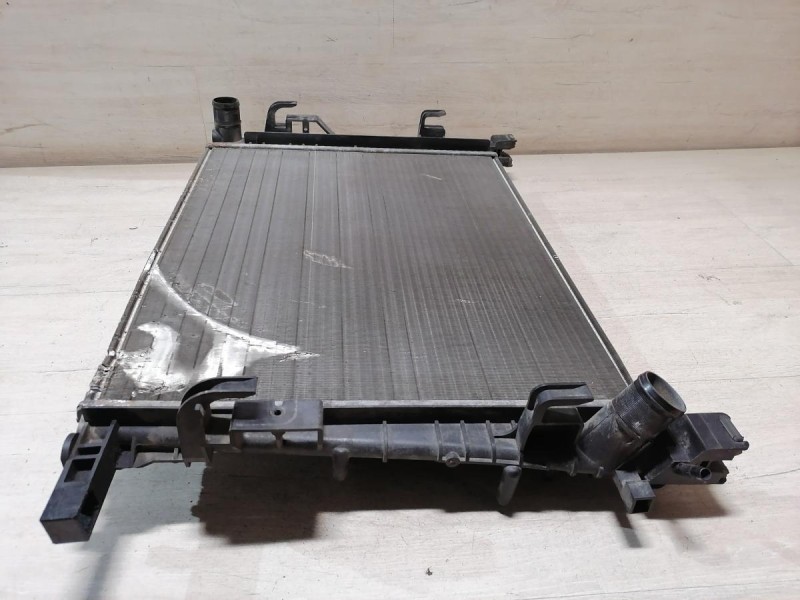 Sandero №19 радиатор охлаждения двигателя деф