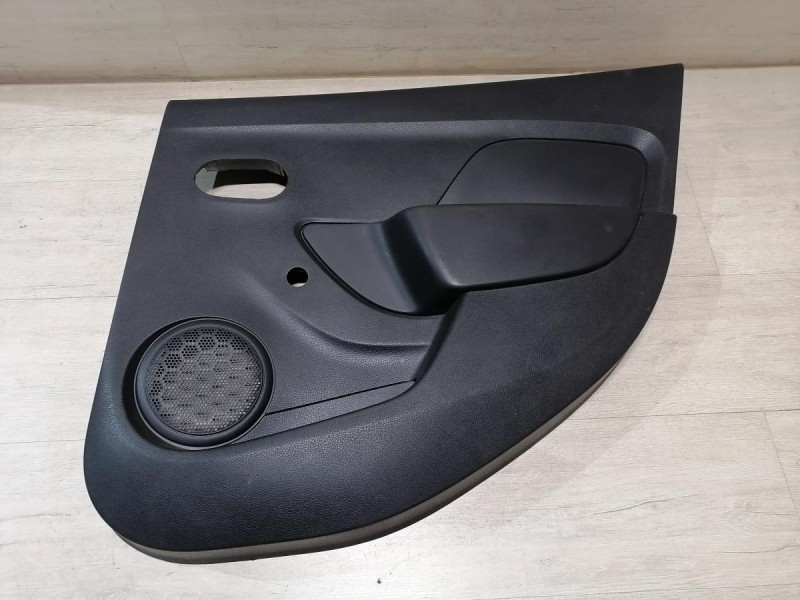 Sandero №19 обшивка двери задняя правая