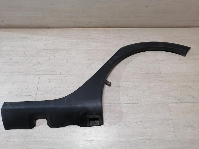 Sandero №19 расширитель крыла задний левый деф