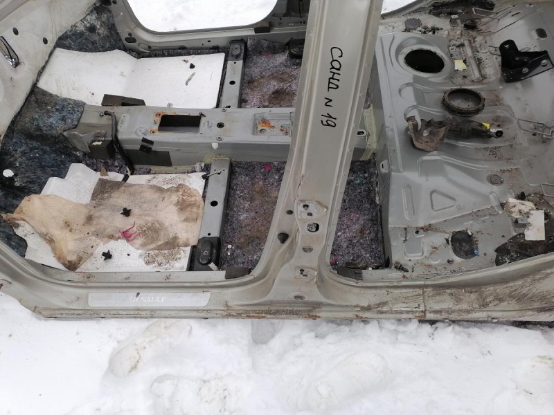 Sandero №19 порог левый степвей деф