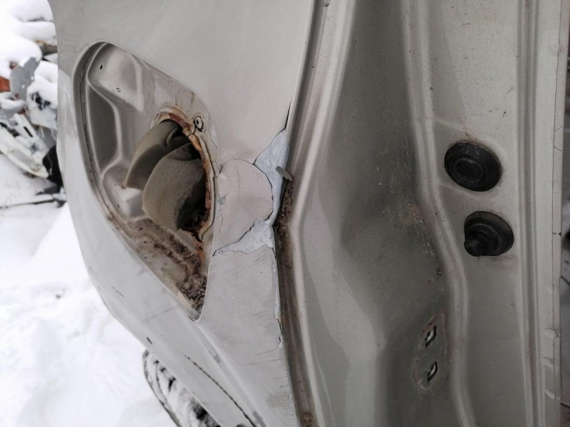 Sandero №19 крыло заднее правое деф