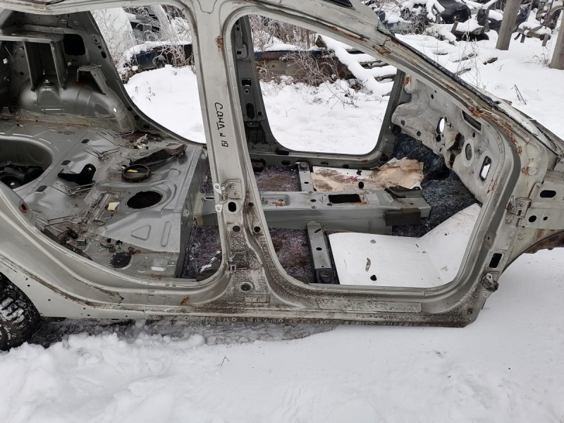 Sandero №19 порог правый