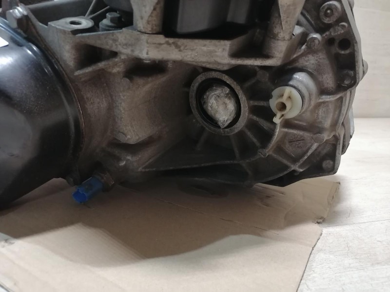 Sandero №19 коробка робот JS3