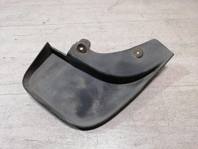 Sandero №19 брызговик задний левый степвей