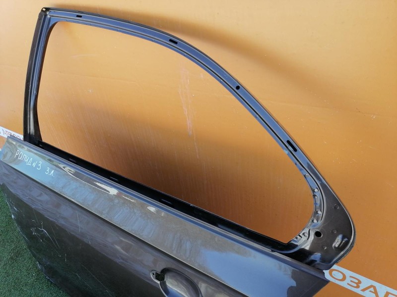 Rapid №3 дверь задняя левая деф