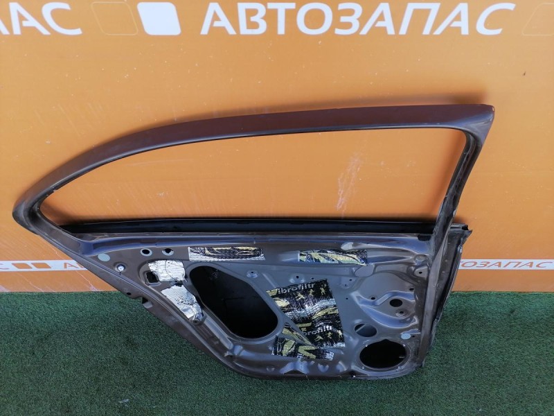 Rapid №3 дверь задняя левая деф