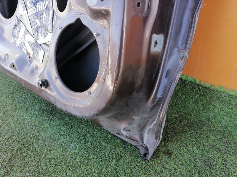 Rapid №3 дверь задняя левая деф