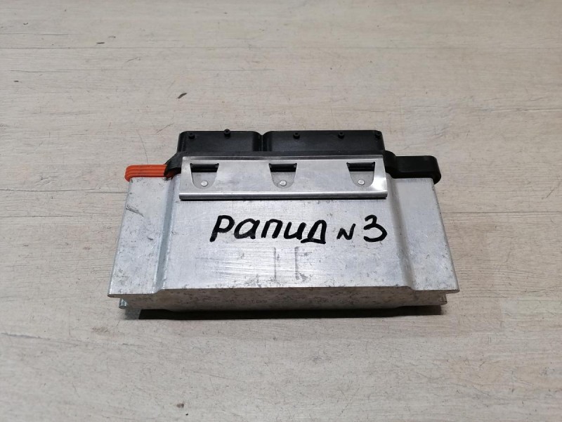 Rapid №3 блок управления двигателем эбу двс мозги деф