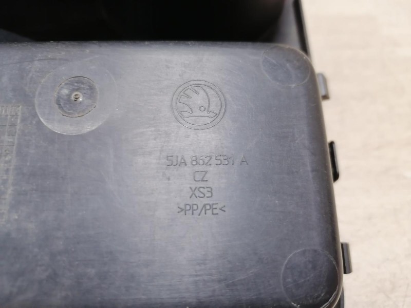 Rapid №3 подстаканник центральной консоли