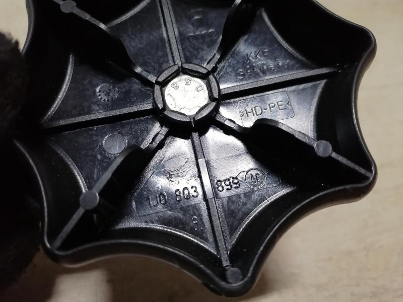 Rapid №3 крепление запасного колеса