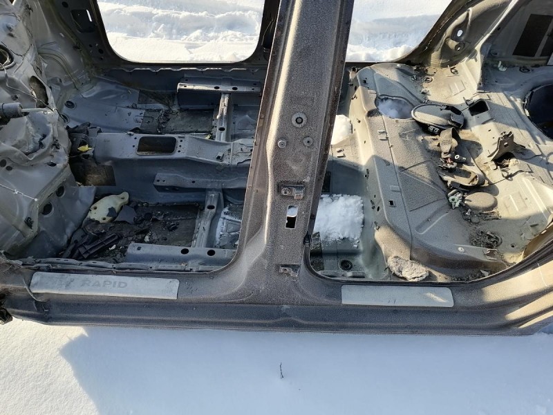 Rapid №3 порог левый деф