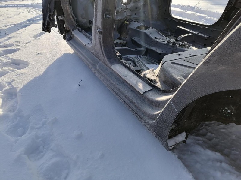 Rapid №3 порог левый деф