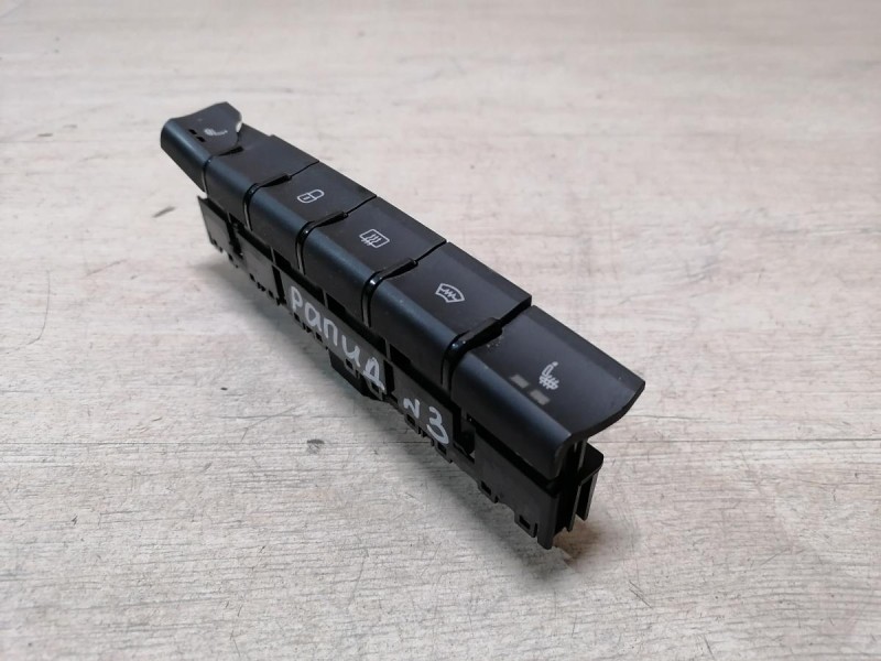 Rapid №3 блок кнопок подогрева сидений руля стекла деф