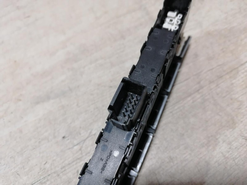 Rapid №3 блок кнопок подогрева сидений руля стекла деф