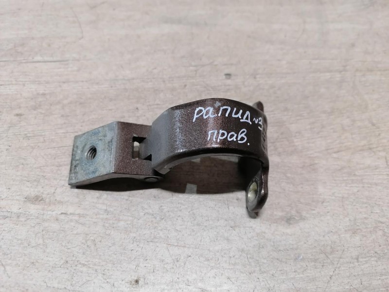 Rapid №3 петля багажника правая