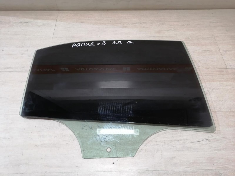Rapid №3 стекло заднее правое 19