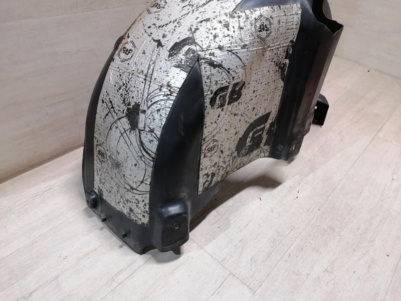 Rapid №3 подкрылок задний правый