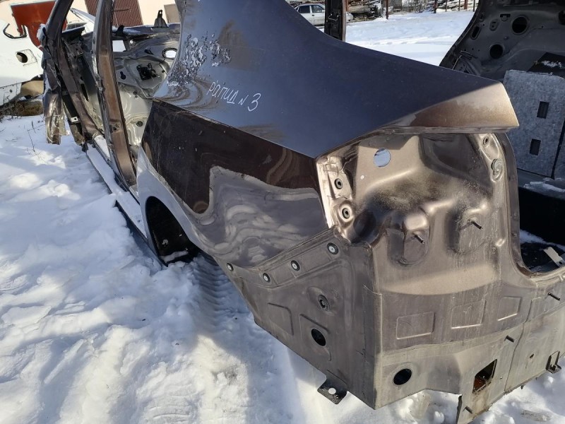 Rapid №3 задняя часть кузова крыло панель