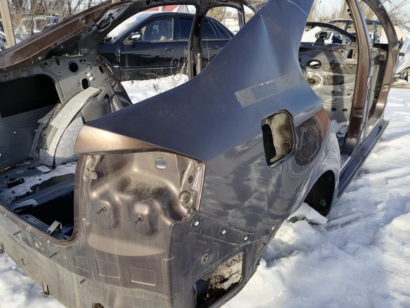 Rapid №3 задняя часть кузова крыло панель