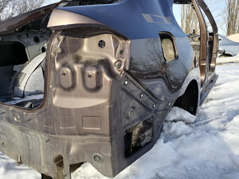 Rapid №3 задняя часть кузова крыло панель