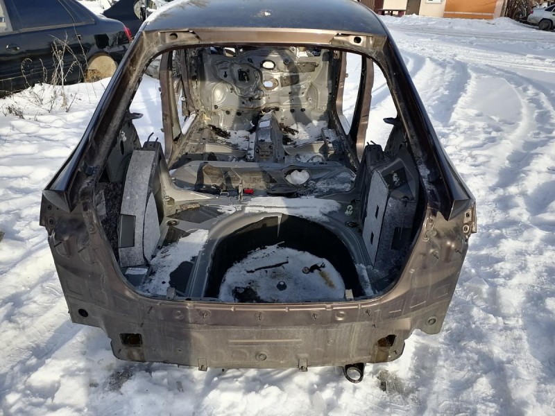 Rapid №3 задняя часть кузова крыло панель