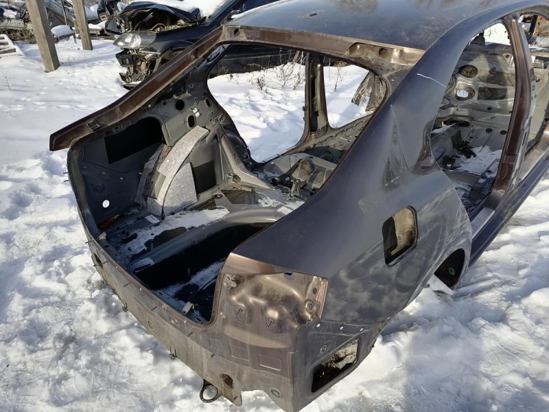 Rapid №3 задняя часть кузова крыло панель