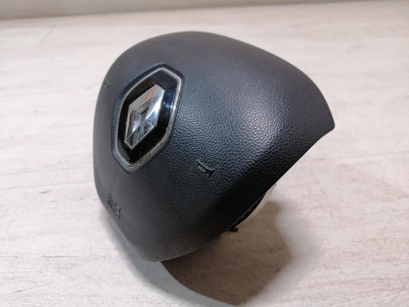 Logan №52 подушка безопасности в руль рест