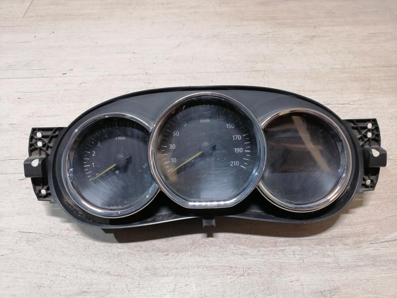 Logan №52 панель приборов с температурой рест