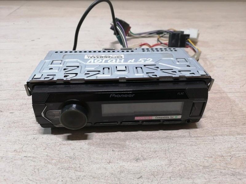 Logan №52 магнитола Пионер USB УСБ