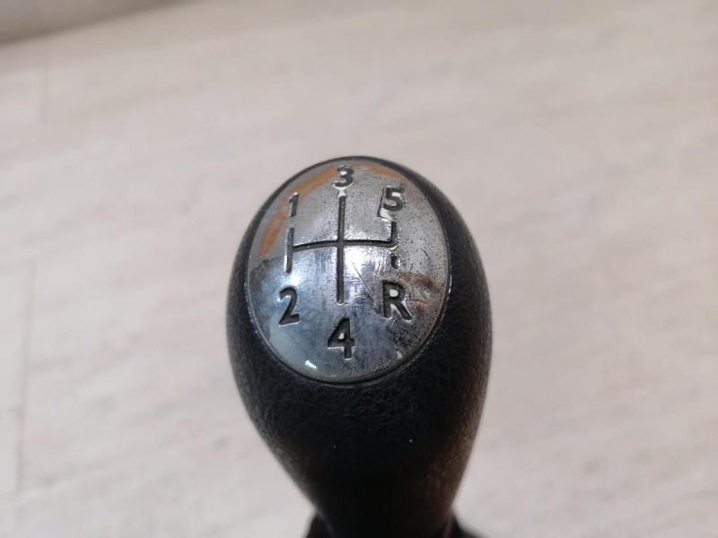 Logan №52 ручка кулисы хром деф